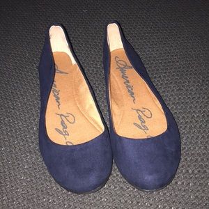 navy blue flats